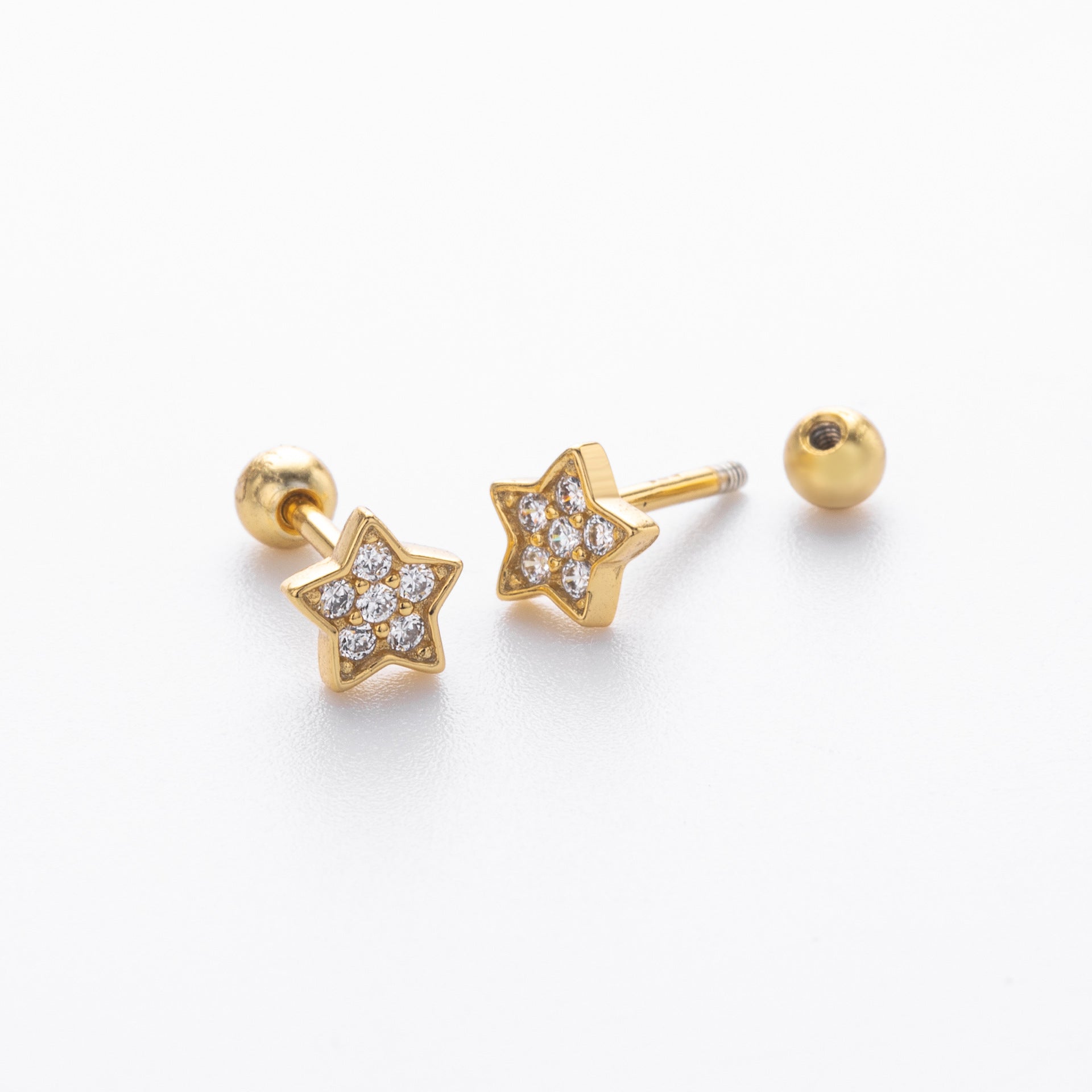 Damen Ohrstecker im funkelnden Sterndesign mit hochwertigem Zirkonbesatz Shop Nory