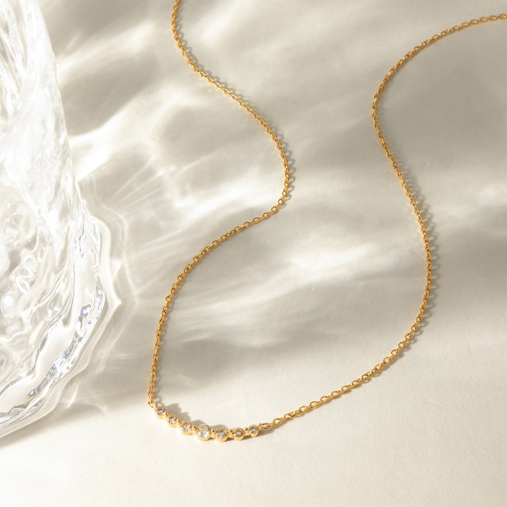 Damen Halskette mit funkelnden Zirkonia und verlängerbarem Design Shop Nory