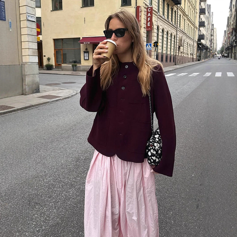 Damen Kurzjacke mit Rundhalsausschnitt, kastiger Silhouette und gewelltem Saum Shop Nory