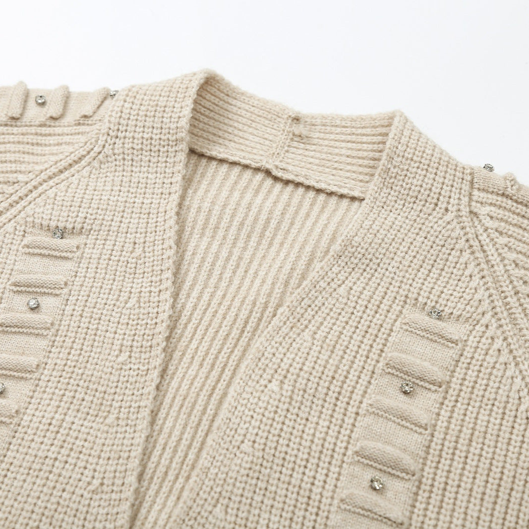 Damen Grobstrick-Cardigan mit Strassbesatz, Flechtkordel und offenem V-Ausschnitt Shop Nory