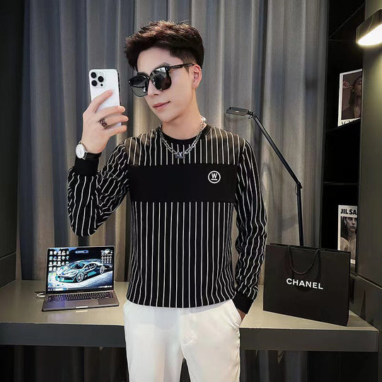 Herren Gestreiftes Langarmshirt mit Brustpasse und Rundhalsausschnitt Shop Nory
