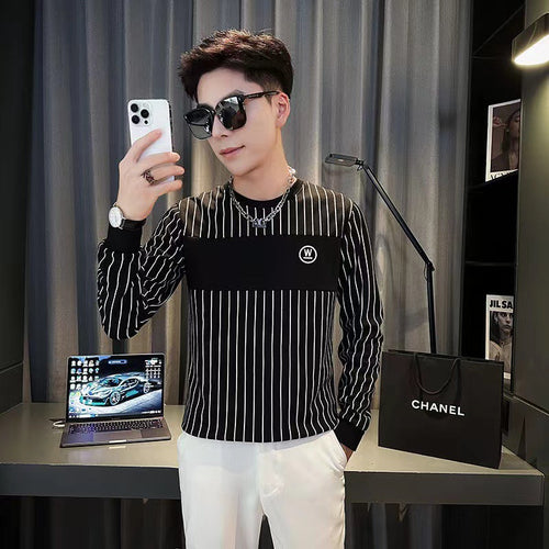 Herren Gestreiftes Langarmshirt mit Brustpasse und Rundhalsausschnitt Shop Nory