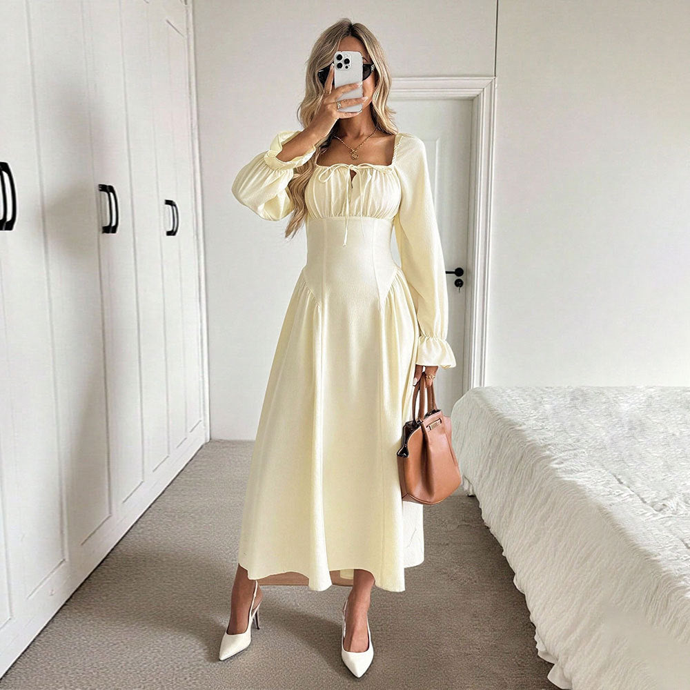 Damen romantisches Midikleid mit Korsagen-Taille, Quadratausschnitt und voluminösen Ärmeln Shop Nory