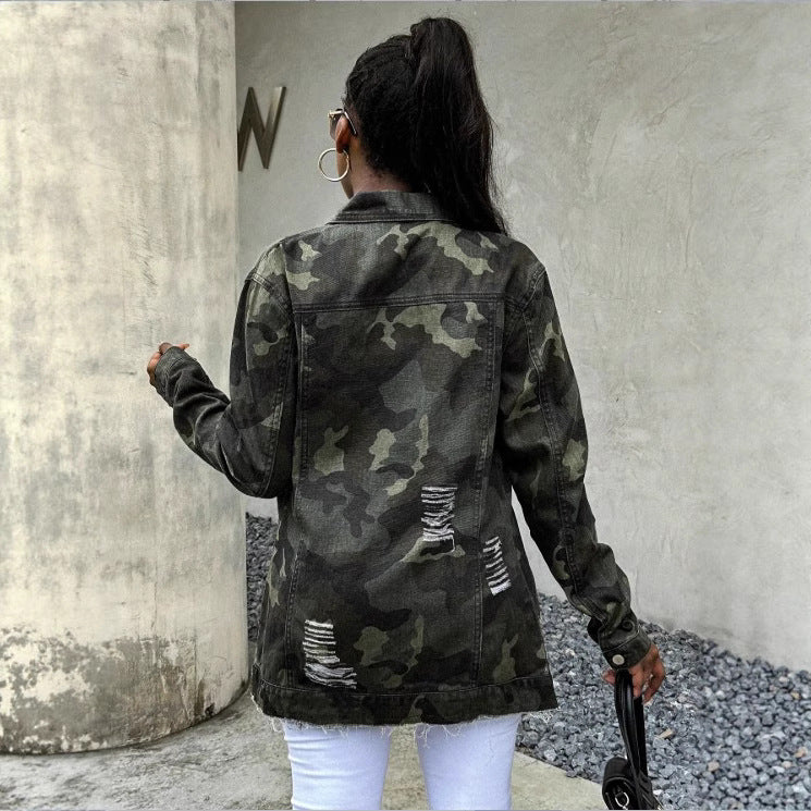 Damen Oversize Camouflage Denimjacke im verlängerten Schnitt mit ausgefranstem Saum Shop Nory