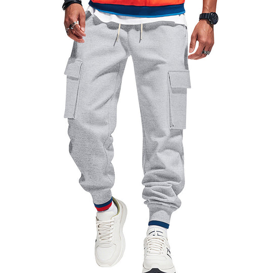 Herren nan Cargo-Jogginghose mit Tunnelzugbund, aufgesetzten Klappentaschen und schmal zulaufenden Bündchen Shop Nory