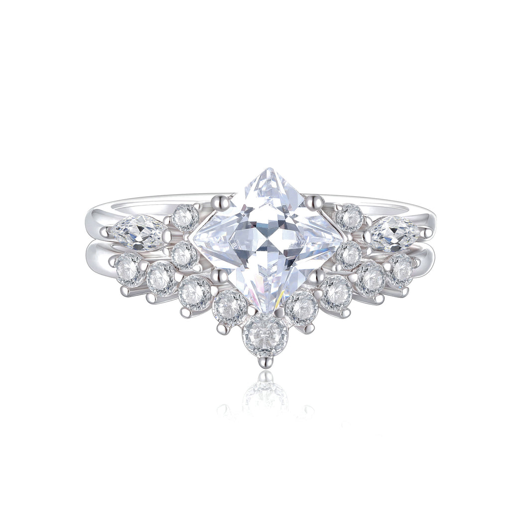 Damen Verlobungsring mit quadratischem Hauptstein und funkelnden Zirkonia-Details Shop Nory