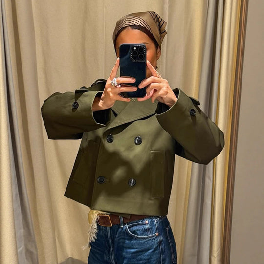 Damen Cropped-Doppelreiher-Trenchjacke mit kastiger Silhouette und aufgesetzten Taschen Shop Nory