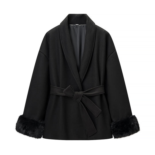 Damen Wickel-Mantel mit Bindegürtel und Fellbesatz an den Ärmeln Shop Nory