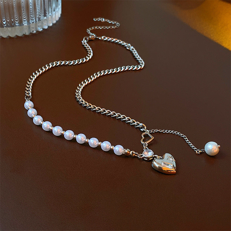 Damen Halskette mit kunstvollen Perlen- und Anhängerdesign Shop Nory