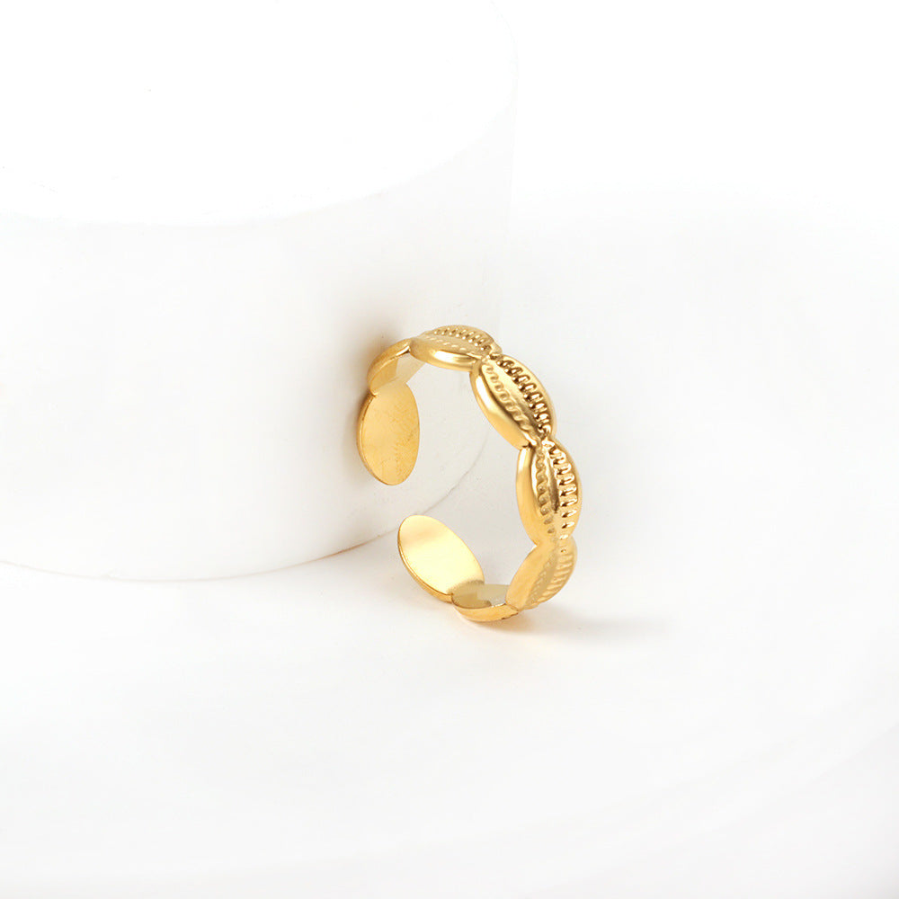 Damen offener Ring mit kunstvollem Muschel-Design und hochwertiger Goldbeschichtung Shop Nory
