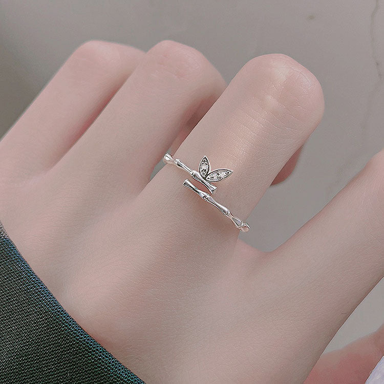 Damen zierlicher Ring mit Bambus-Design und funkelnden Elementen Shop Nory