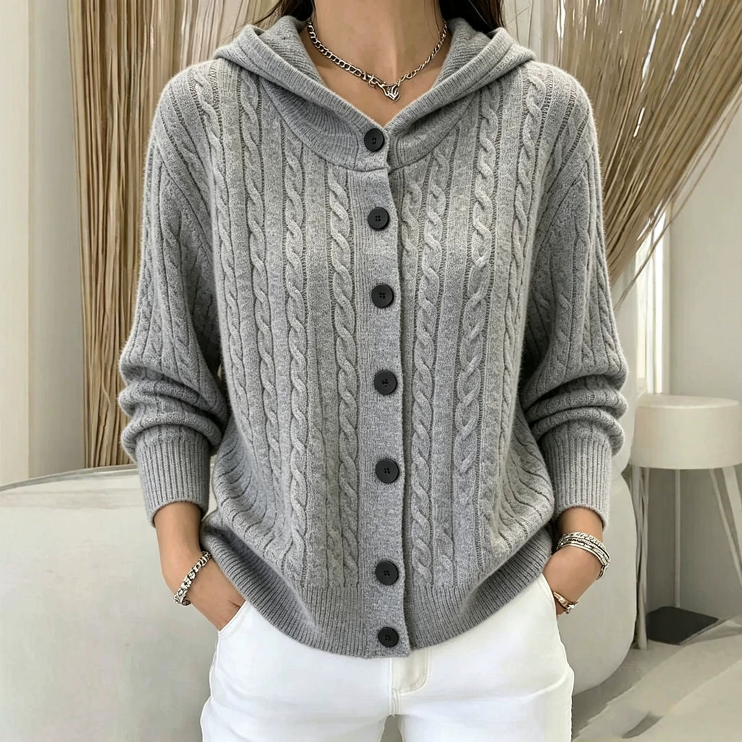 Damen Kapuzen-Cardigan mit Zopfmuster und durchgehender Knopfleiste Shop Nory