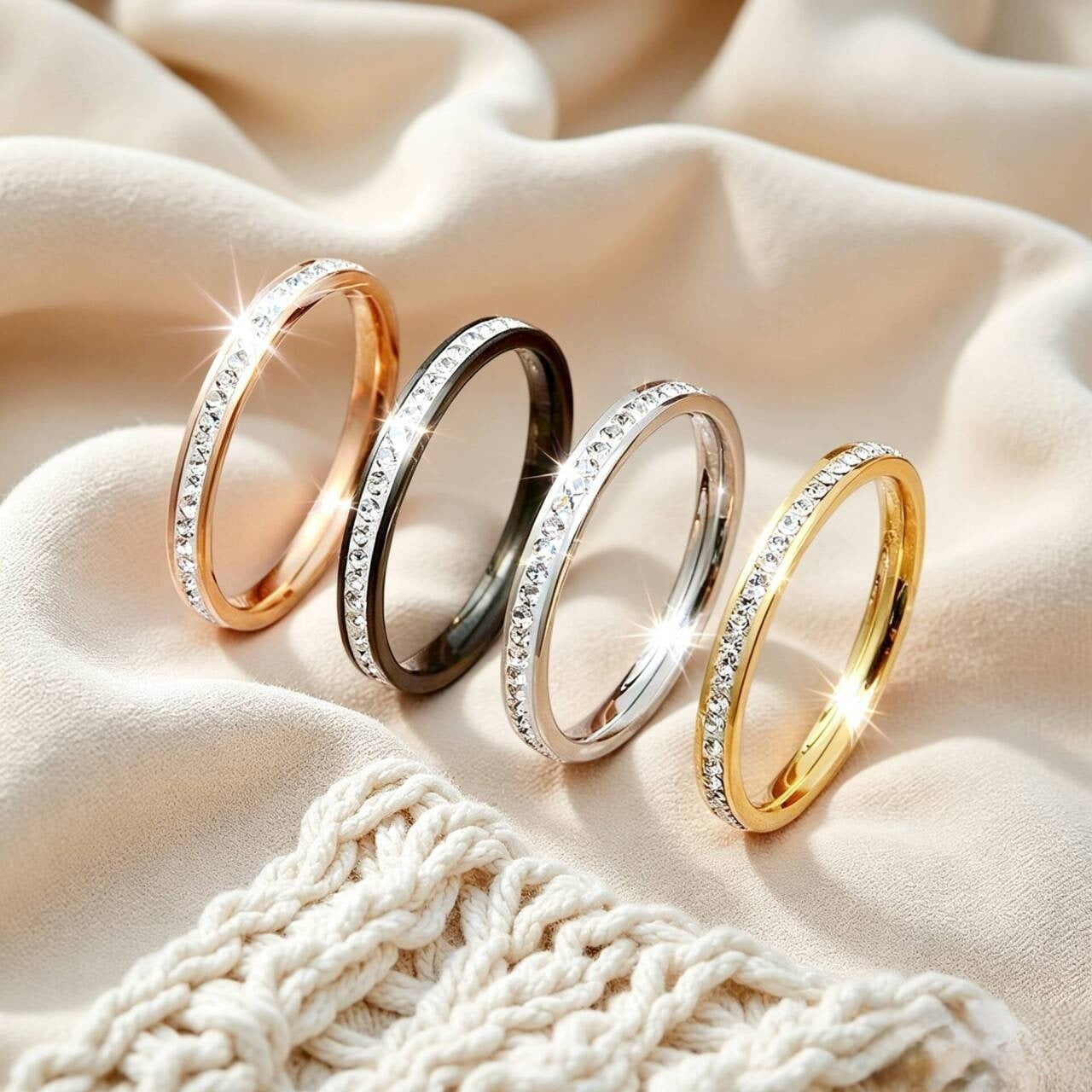 Damen Ring mit funkelndem Zirkonia-Besatz und eleganter Hochglanzoberfläche Shop Nory
