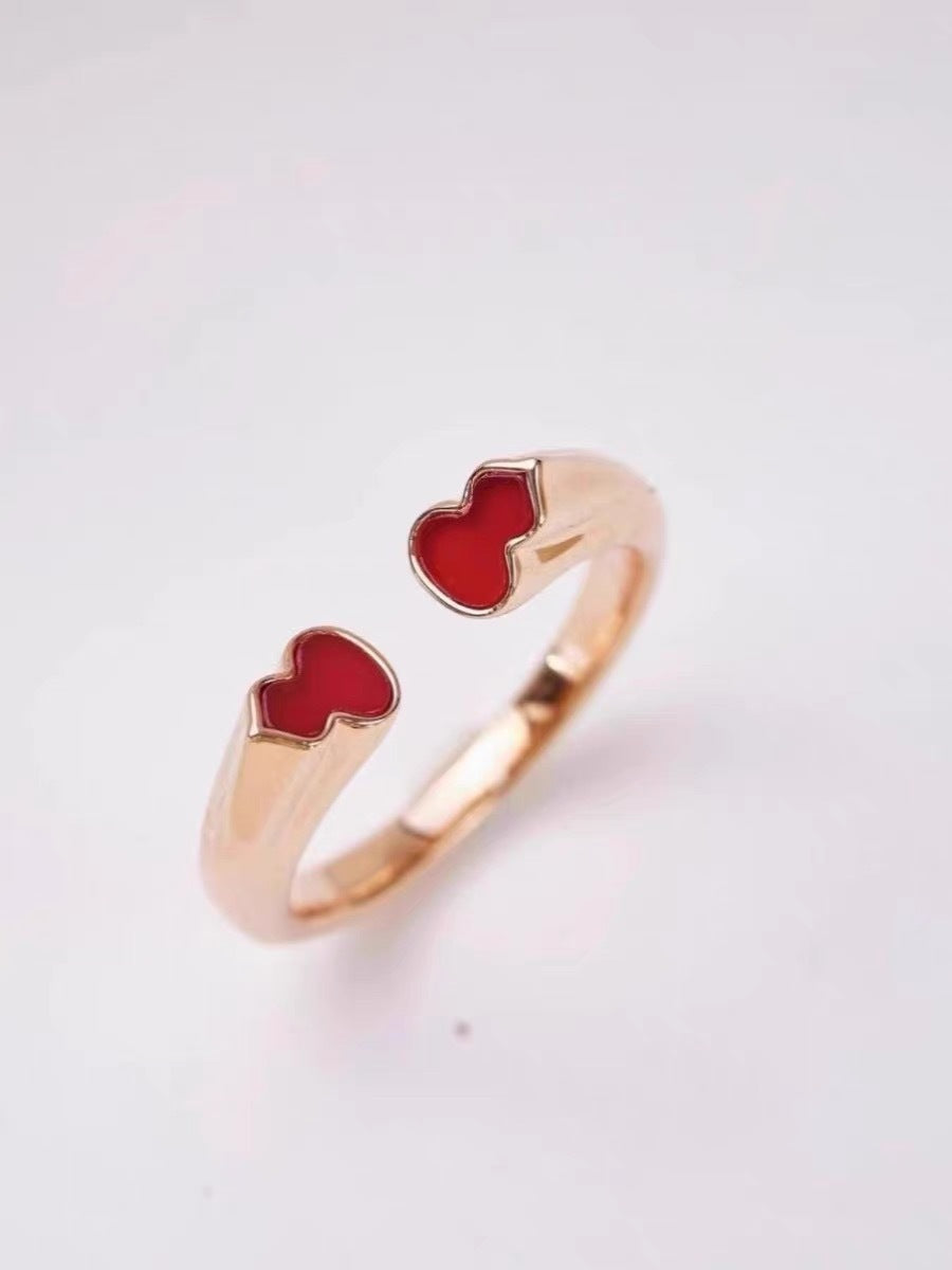 Damen Armband mit herzförmigem Anhänger und funkelnden Kristallen Shop Nory