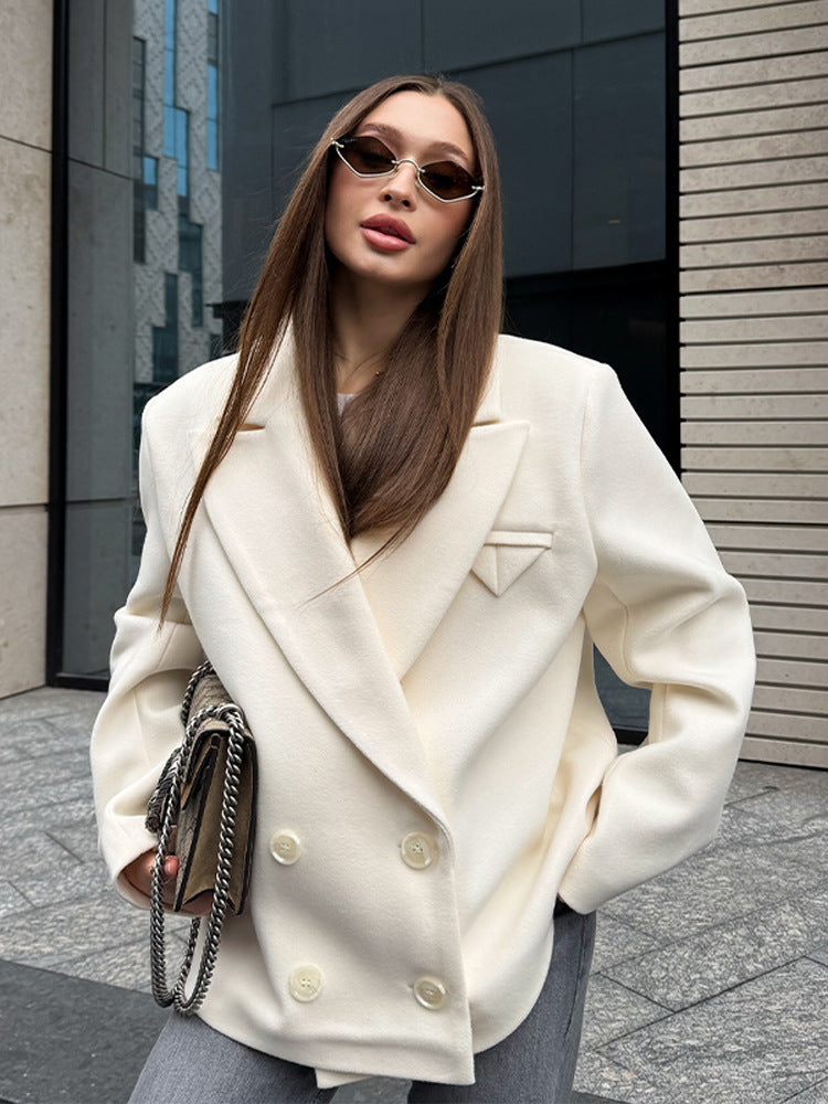 Damen Oversize Doppelreihiger Kurzblazer im Cocoon-Schnitt aus Wollmix Shop Nory