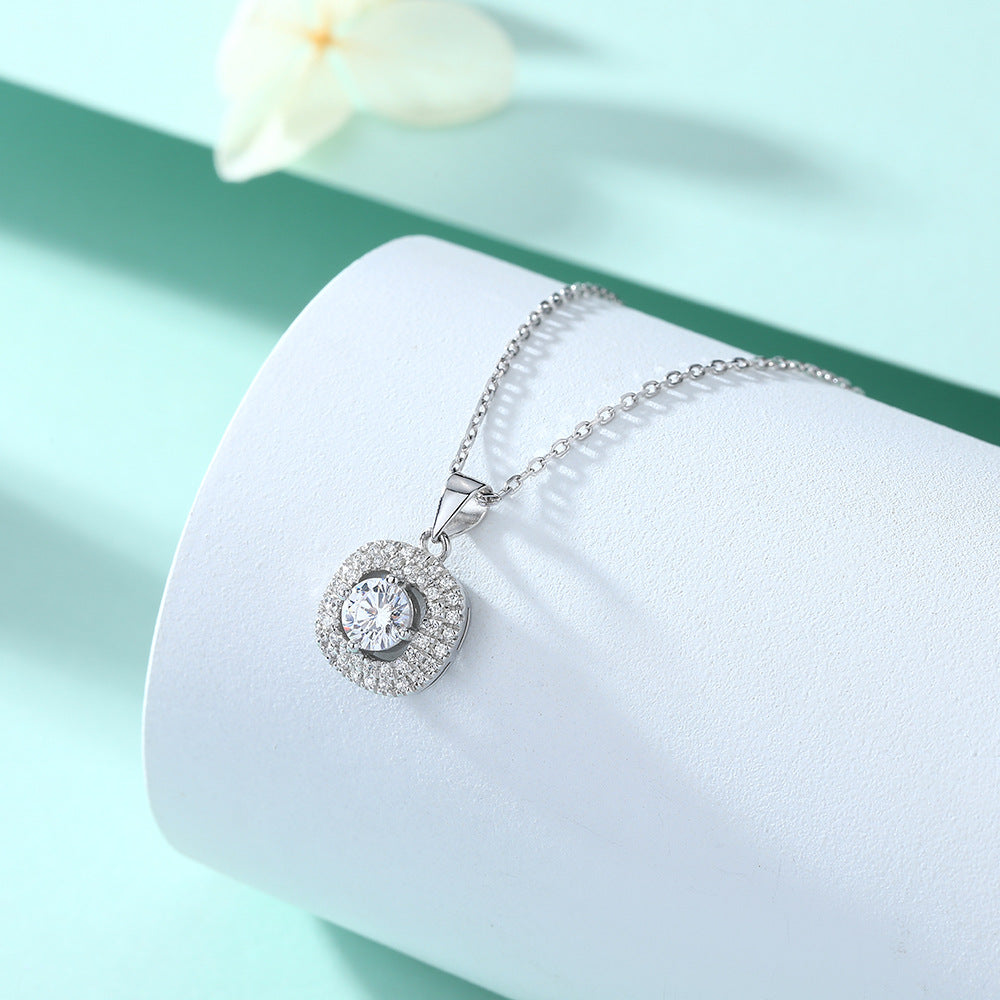 Damen Halskette mit elegantem blauen Zirkonia-Anhänger und funkelndem Kristallbesatz Shop Nory