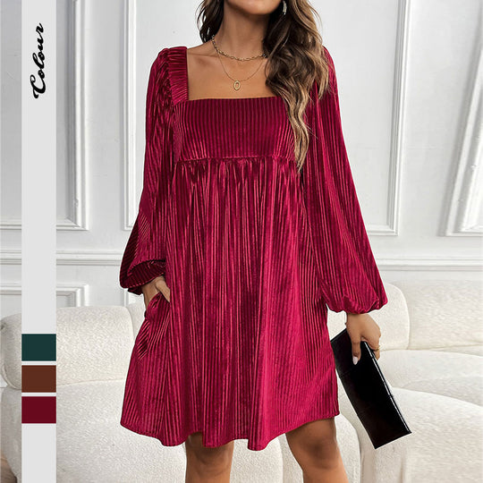 Damen Plissiertes Samt-Babydollkleid mit quadratischem Ausschnitt, Ballonärmeln und Eingrifftaschen Shop Nory