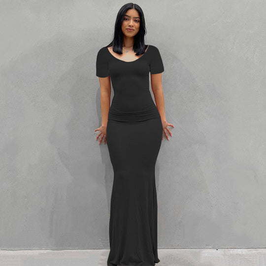 Damen Körperbetontes Maxi‑Jerseykleid mit taillierter Drapierung, langen Ärmeln und ausgestelltem Saum Shop Nory