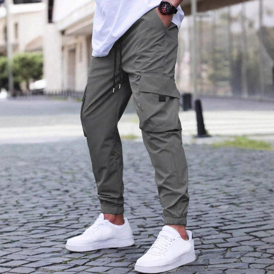 Herren technische Travel-Joggerhose mit integriertem Sicherheitsfach elastischem Tunnelzugbund und wasserabweisender Beschichtung Shop Nory