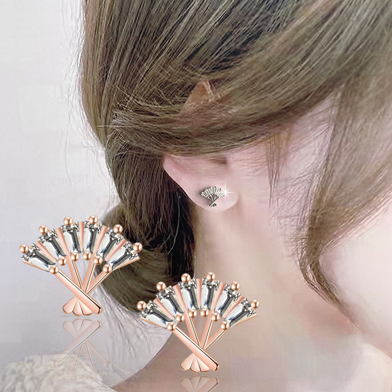 Damen Funkelnde Ohrstecker im Fächerdesign Shop Nory