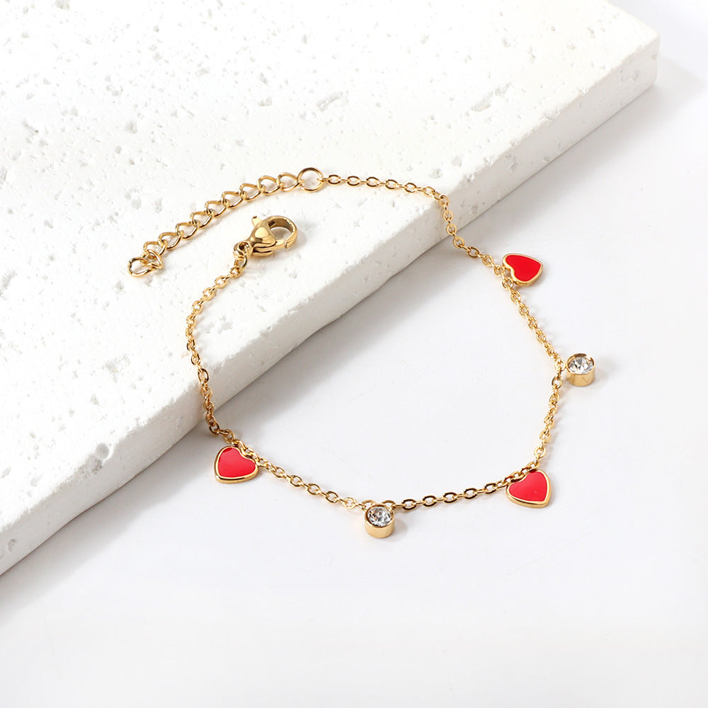 Damen zartes Armband mit herzförmigen Akzenten und funkelnden Kristallen Shop Nory