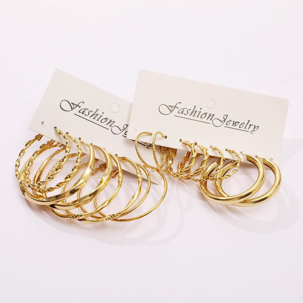 Damen Ohrstecker Set mit eleganten, geschwungenen und dekorativen Designs Shop Nory