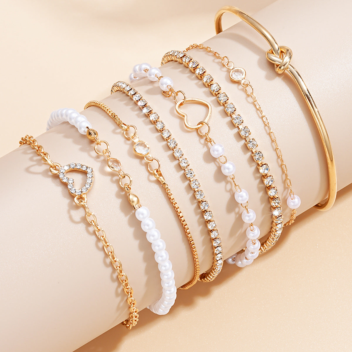 Damen Armband-Set mit funkelnden Kristallen und eleganten Perlen Shop Nory