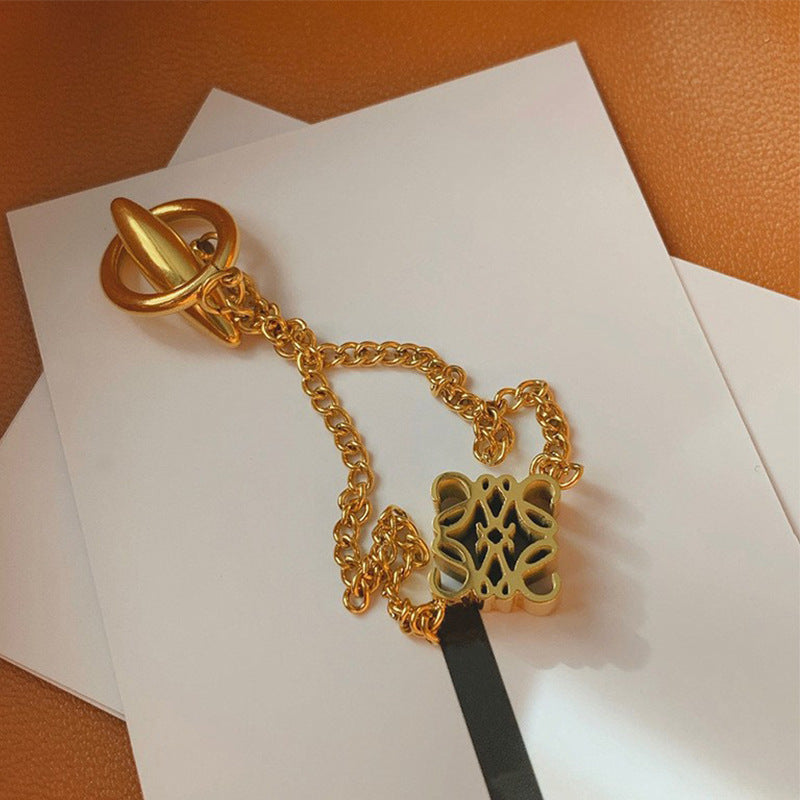 Damen Elegante Ohrringe mit filigranem Design aus hochwertigem Material Shop Nory