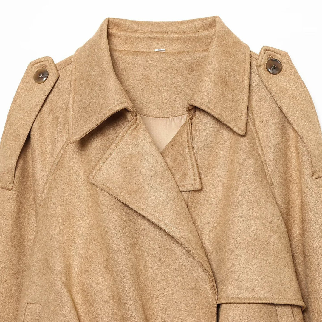 Damen Kurzgeschnittene Trenchjacke in Veloursleder‑Optik mit Schulterklappen und Schnallenmanschetten Shop Nory