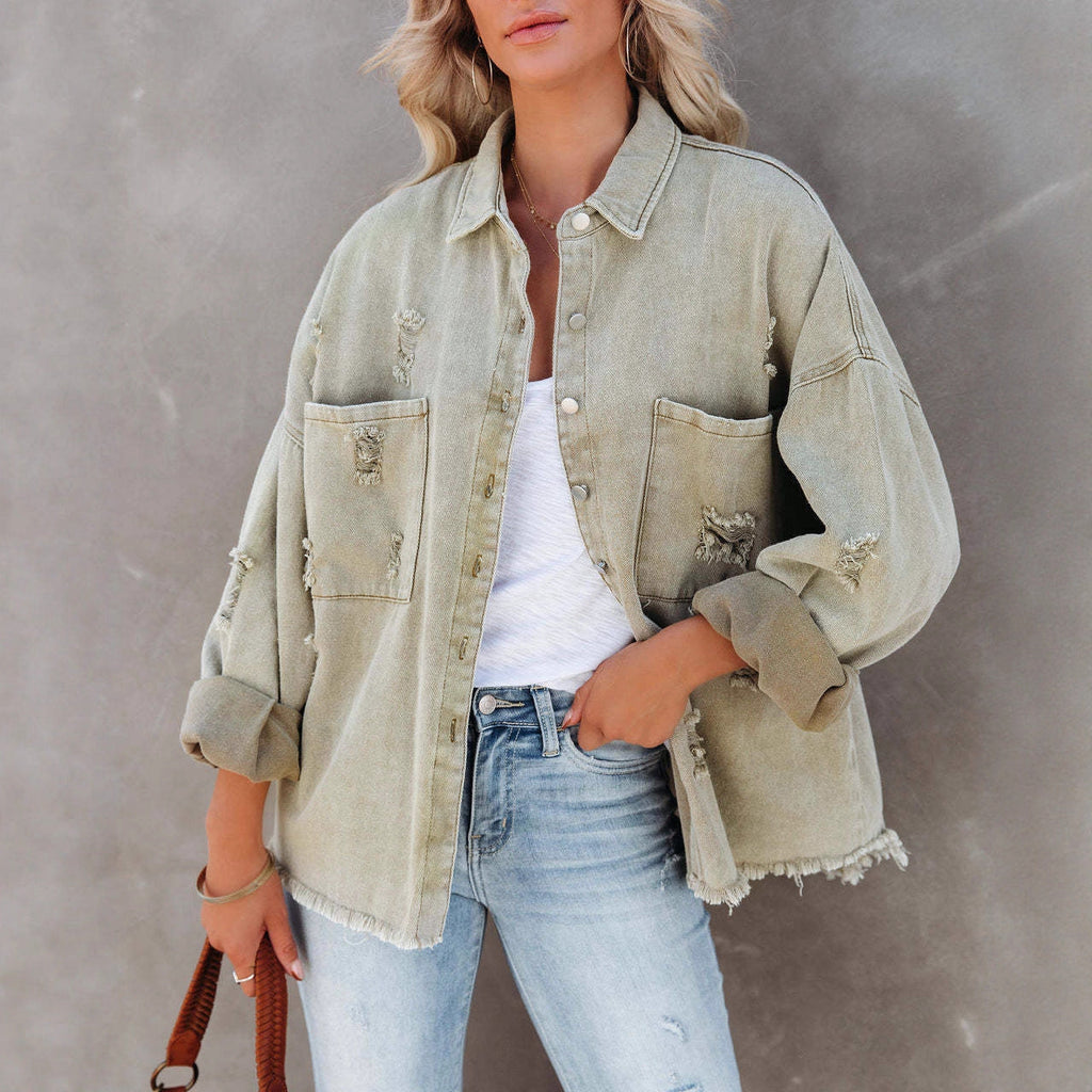 Damen Lässige Oversized Jeansjacke mit fransigen Abschlüssen und dekorativen Knöpfen
