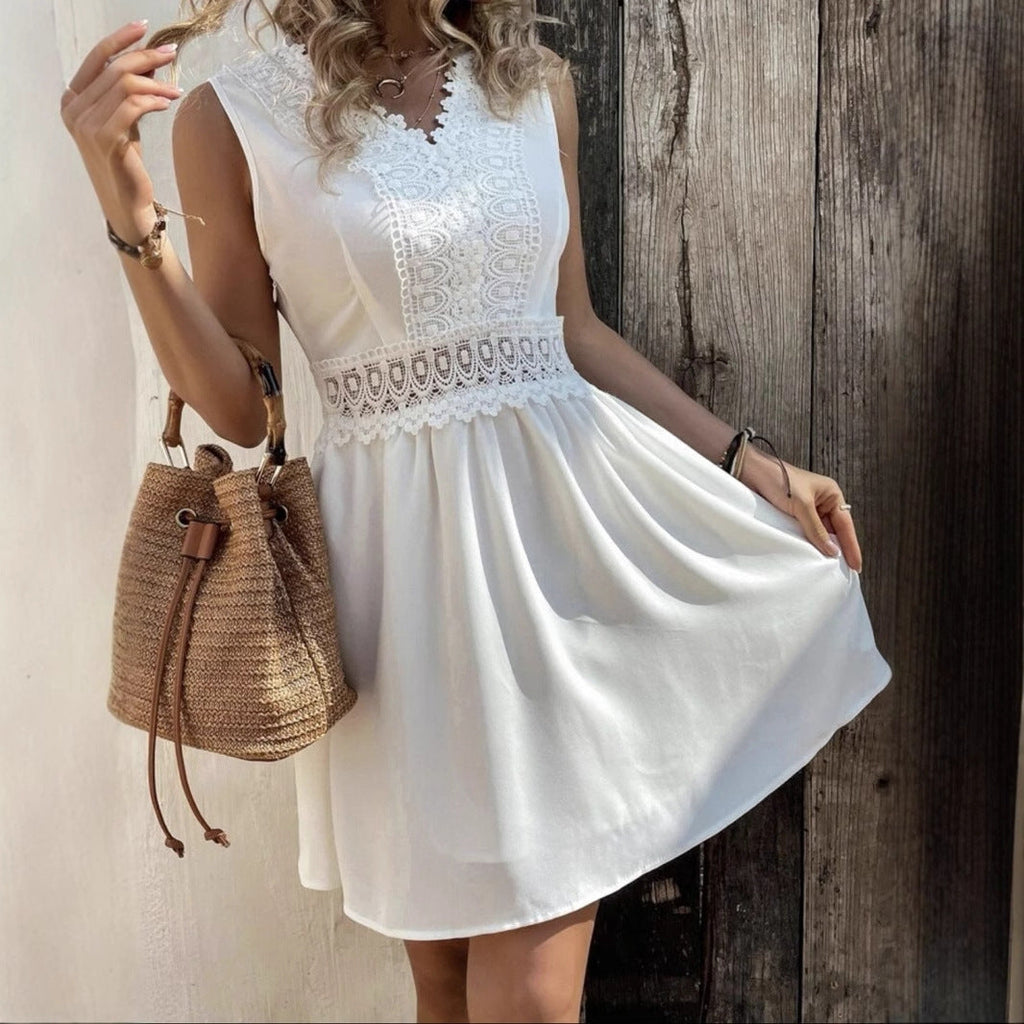Damen Sommerkleid mit Spitzenakzenten und fließendem Schnitt
