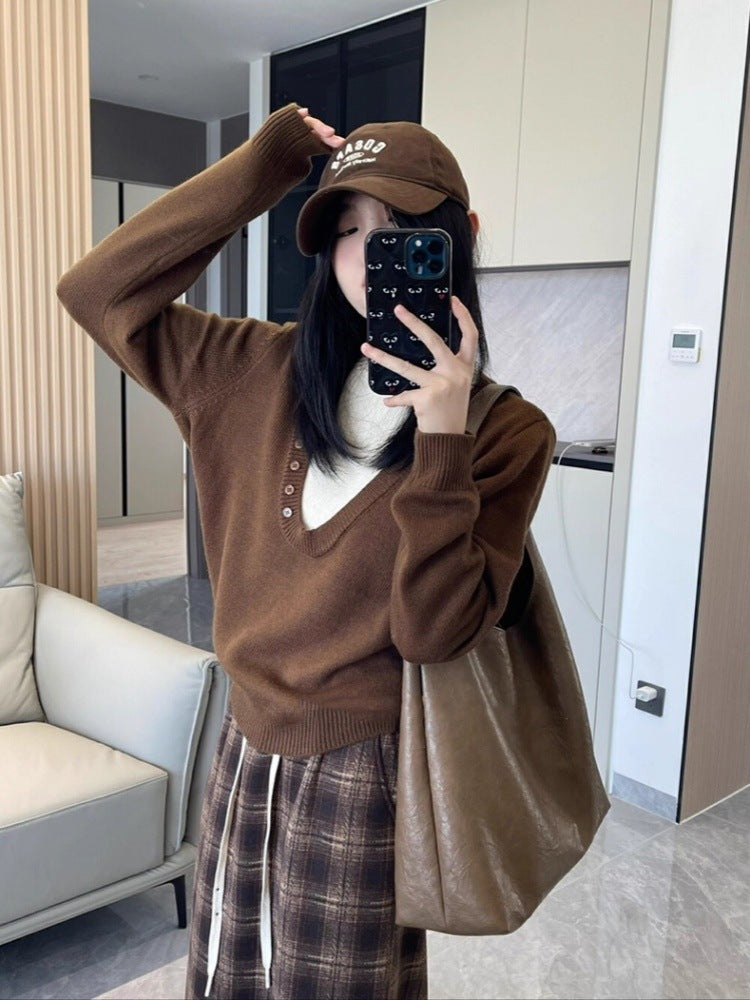 Damen Tiefer V‑Ausschnitt Feinstrickpullover mit Layering‑Effekt und leichter Taillierung Shop Nory