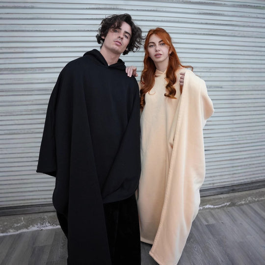 Unisex nan extra-großer Kapuzen-Poncho Kuschelüberwurf mit Mikrofleece-Innenfutter und Thermo-Wärmespeicher Shop Nory