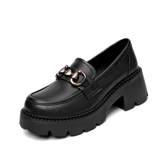 Damen Modische Mokassins mit auffälligem Ketten-Detail und dicker Sohle Shopnory