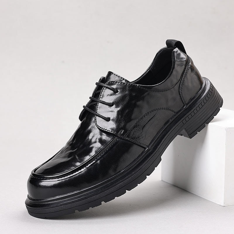 Herren Elegante Lack-Derby mit robuster Plateau-Gummisohle und gepolstertem Komfortschaft Shop Nory
