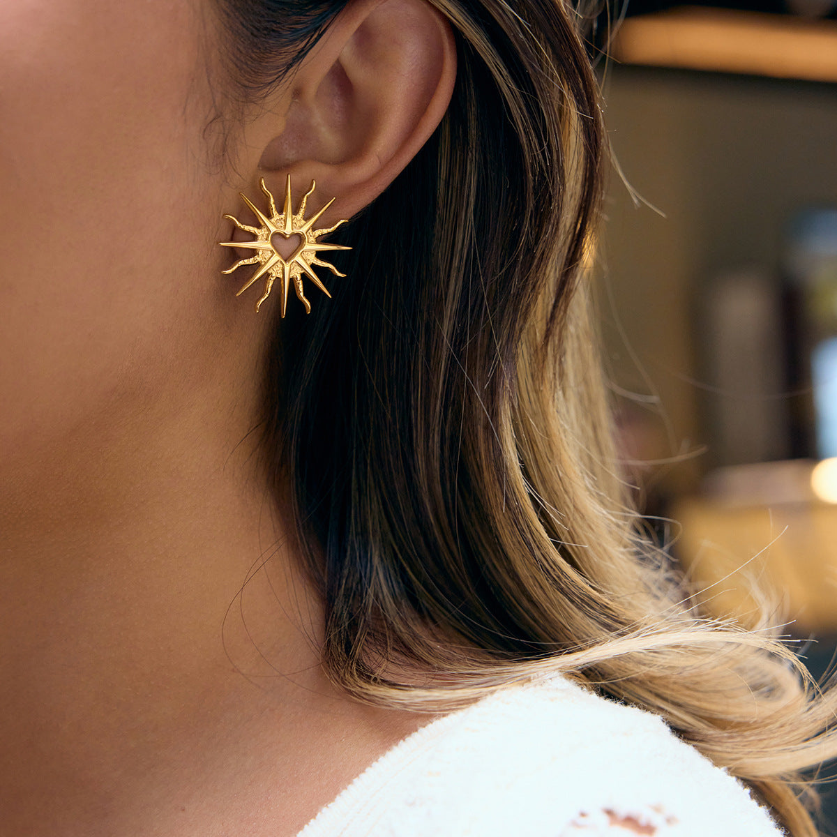 Damen Ohrhänger im eleganten Sonnenmotiv mit herzförmigem Design Shop Nory
