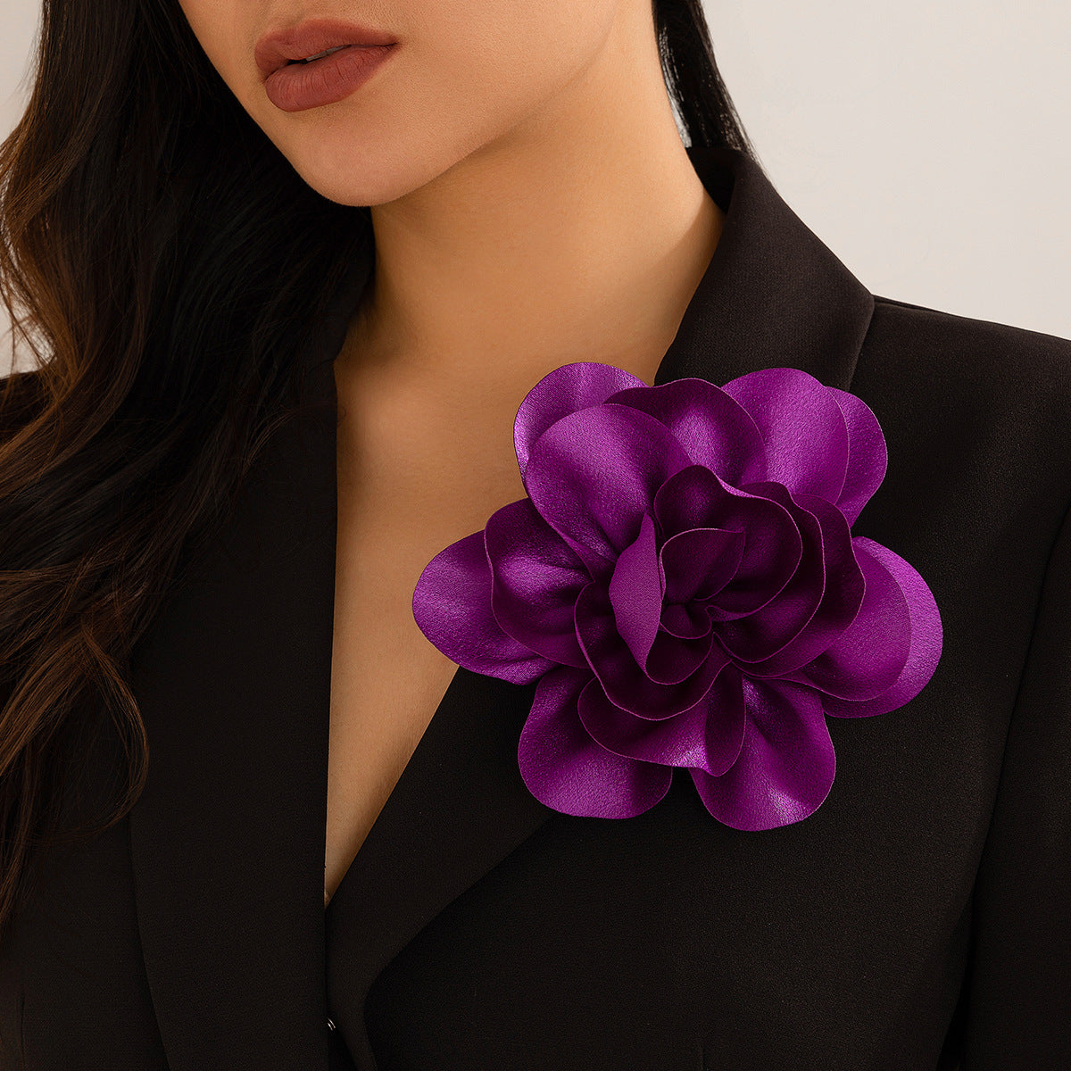 Damen elegante Blumenbrosche aus hochwertigem Stoff Shop Nory