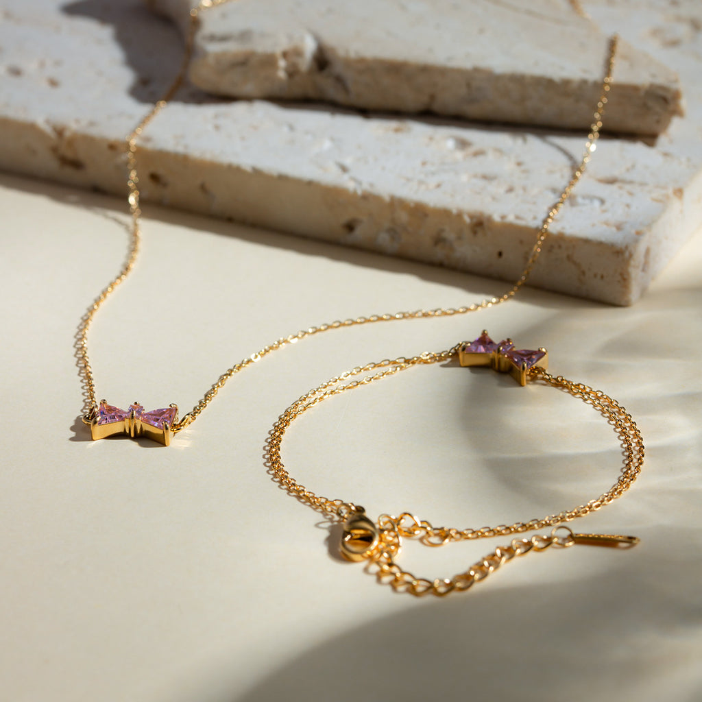 Damen Halskette mit elegantem Schleifenanhänger aus hochwertigem Edelstahl Shop Nory