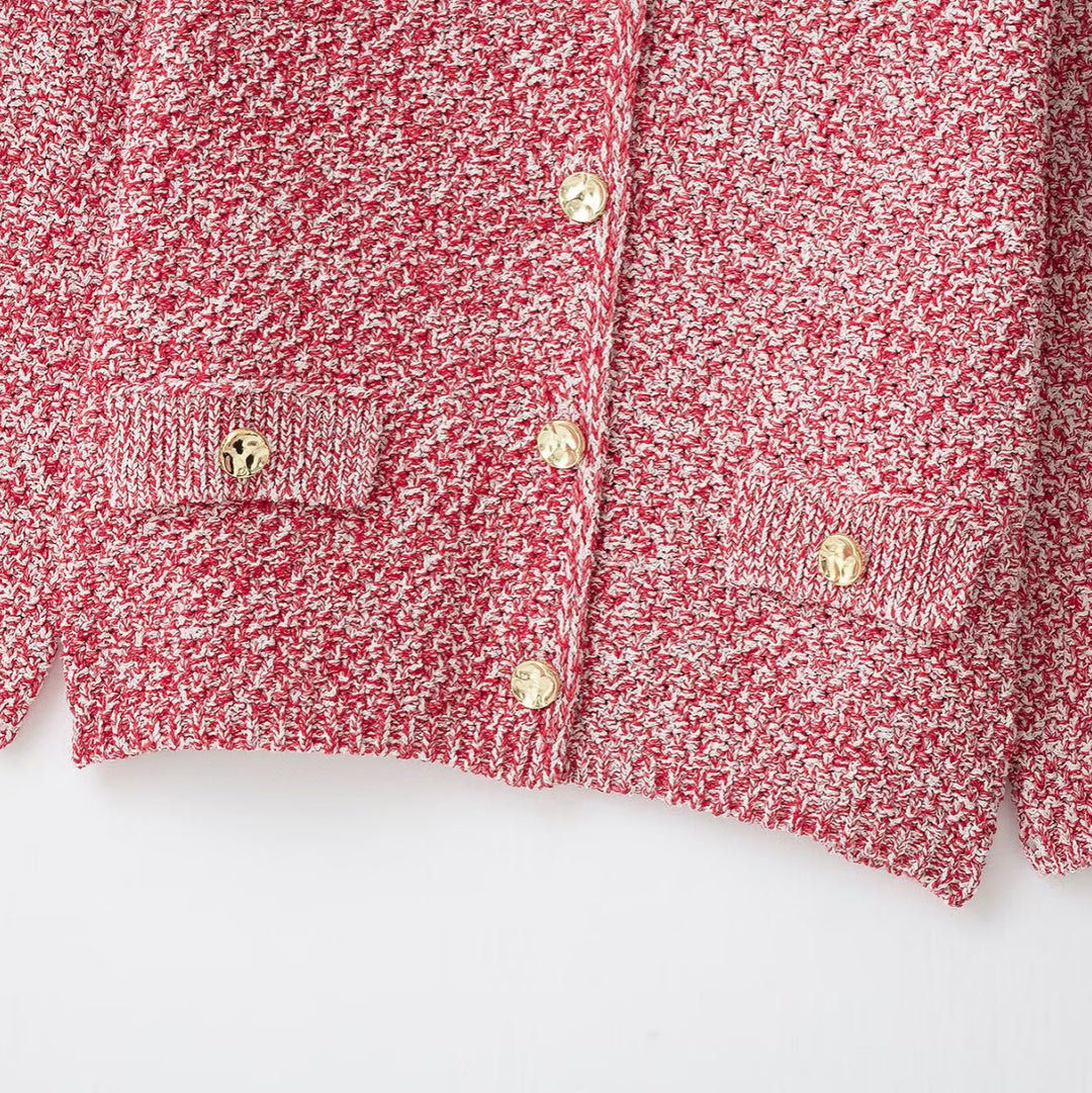 Damen Bouclé-Strickcardigan mit Perlmuttknöpfen und aufgesetzten Taschen Shop Nory