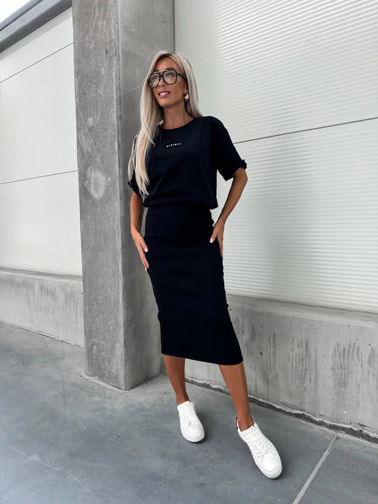 Damen lässiges Zweiteiler-Set aus Feinstrick mit oversized Shirt und Midi-Bleistiftrock mit Seitenschlitz Shop Nory