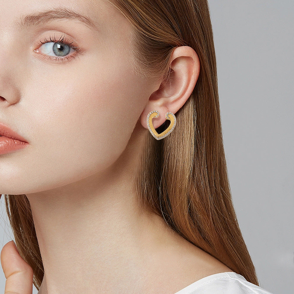 Damen Ohrhänger im Herzdesign mit funkelndem Zirkonia Shop Nory