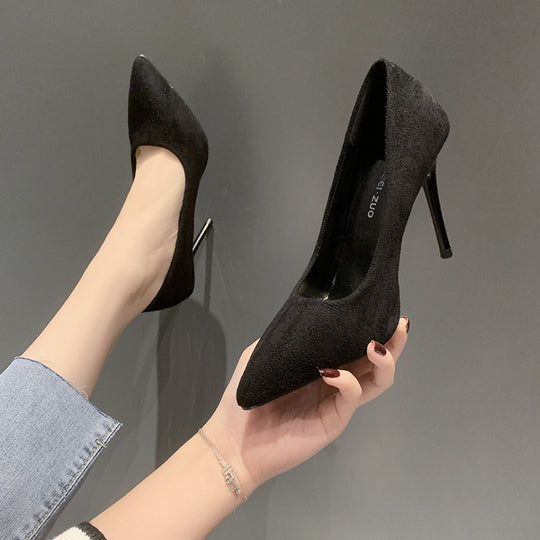 Damen Stiletto-Pumps mit Veloursfinish, gepolsterter Komfortinnensohle und schlankem Absatz Shop Nory