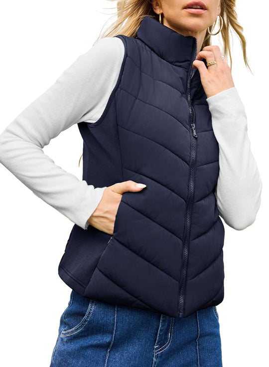Damen Steppweste mit hohem Stehkragen und figurbetonten Stretchseiten Shop Nory