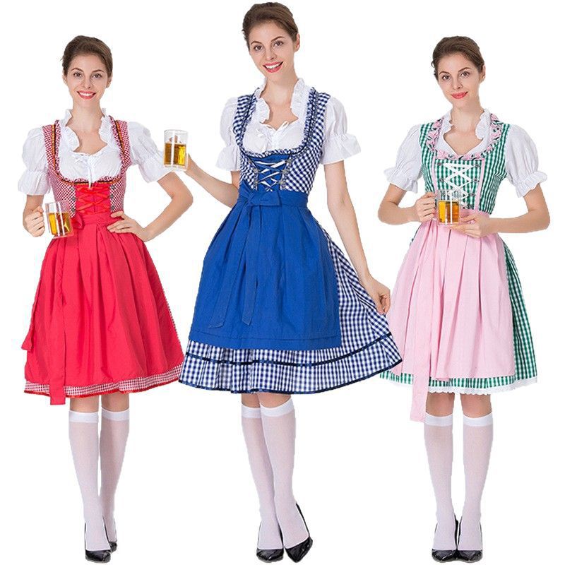 Damen Dirndl mit modernem Schnitt