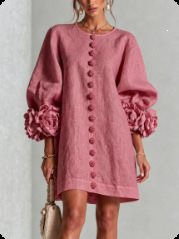 Damen Kurz geschnittenes Leinenkleid mit 3D‑Blütenärmeln und mittiger Knopfleiste Shop Nory
