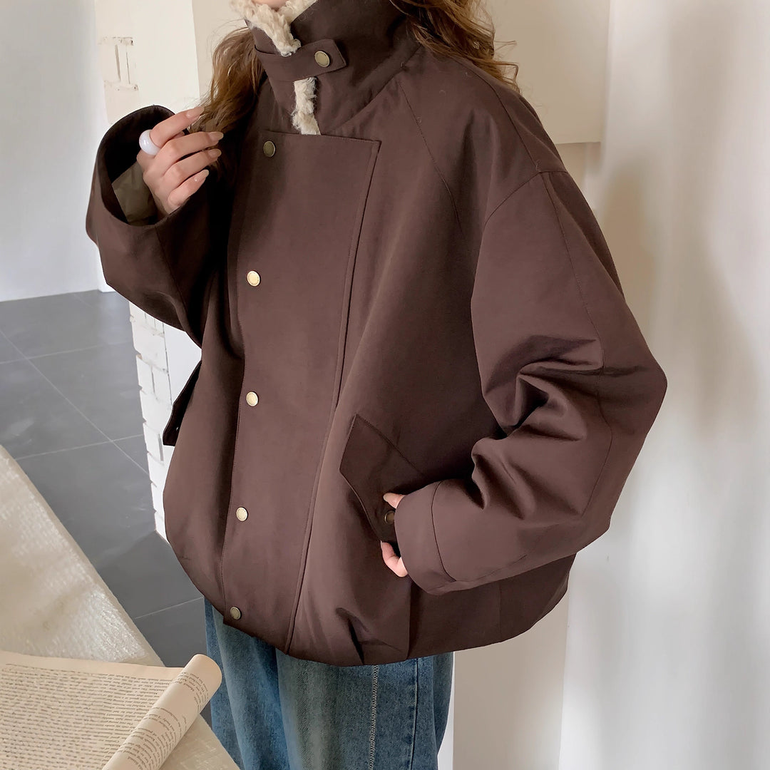 Damen Oversize-Kurzjacke mit Teddykragen und Pattentaschen Shop Nory