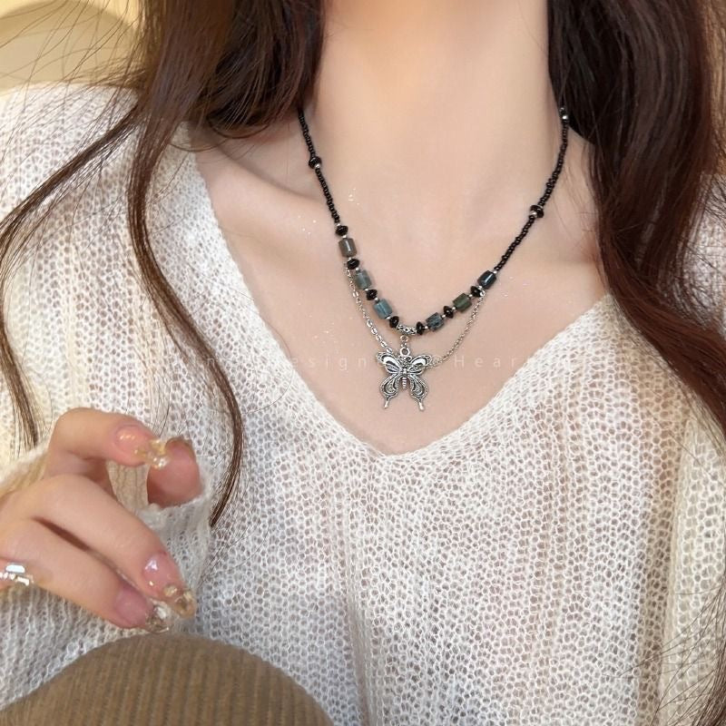 Damen Halskette mit kunstvollem Schmetterlingsanhänger und natürlichen Edelsteinen Shop Nory