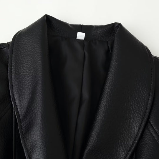 Damen Kurzblazer aus veganem Leder mit Schalkragen und Taillenbindegürtel Shop Nory
