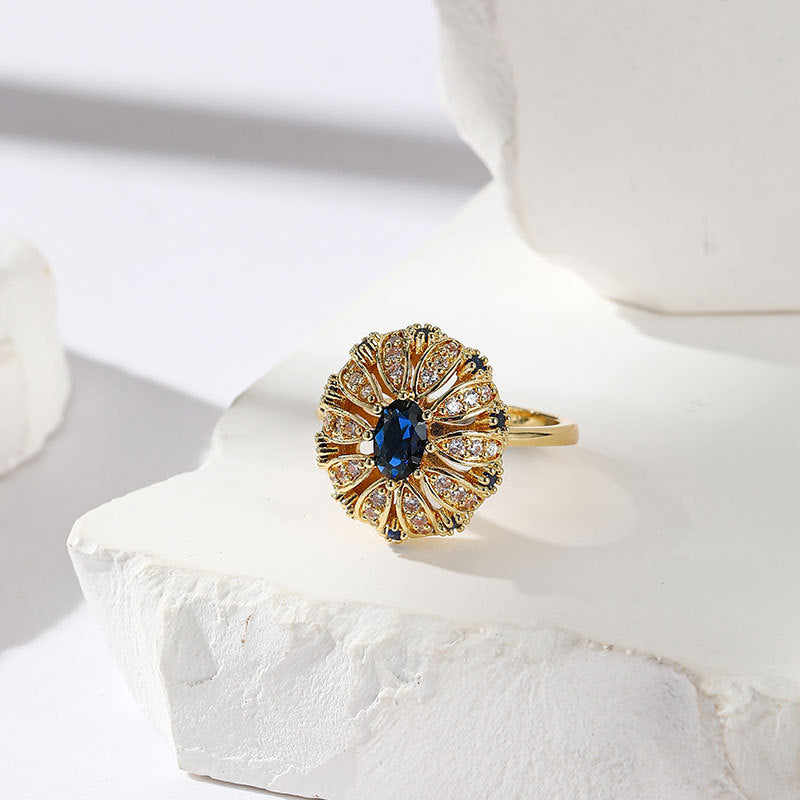 Damenring im opulenten Blüten Design mit edlem Zirkonia-Besatz Shop Nory