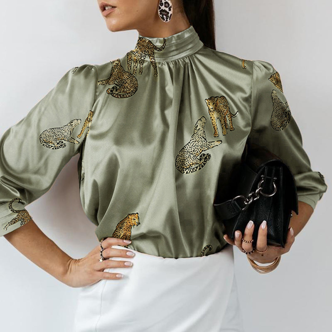 Damen Hochgeschlossenes Satinblusenshirt mit Stehkragen und Animal‑Print Shop Nory